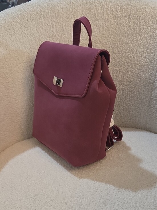 Vanessa Williams Handbags - Elegant Mauve Mini Backpack with Turn-Lock Closure
